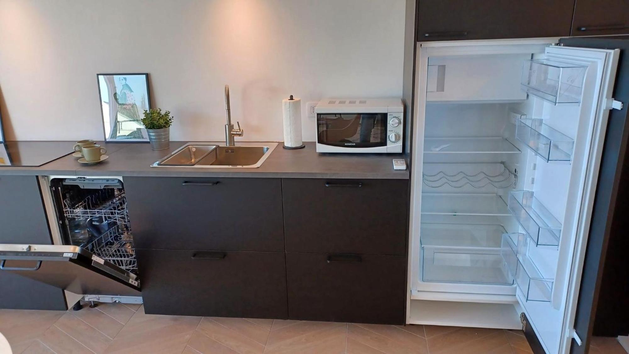 Sea View Apartments Ivana 克尔克 外观 照片