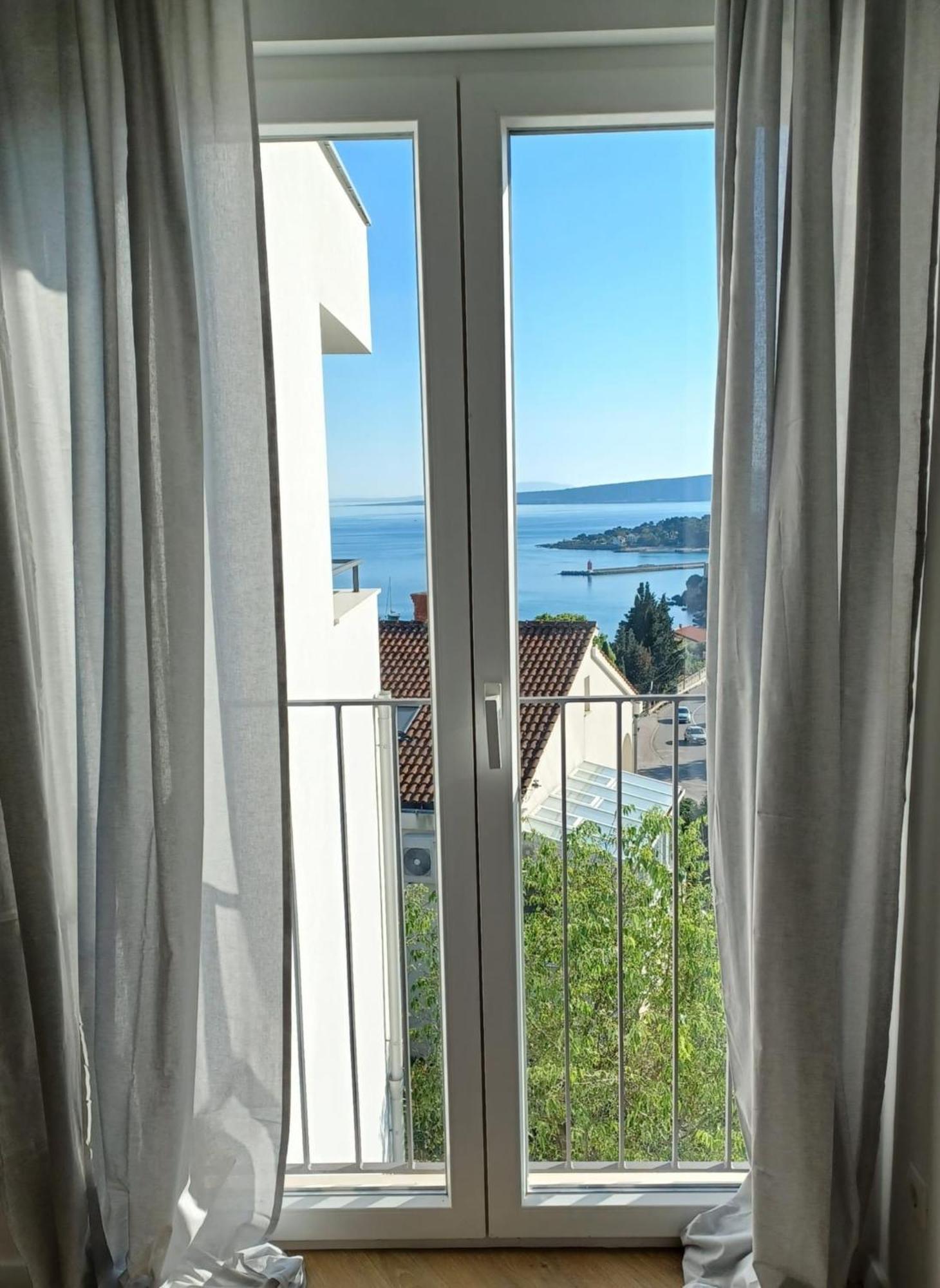 Sea View Apartments Ivana 克尔克 外观 照片